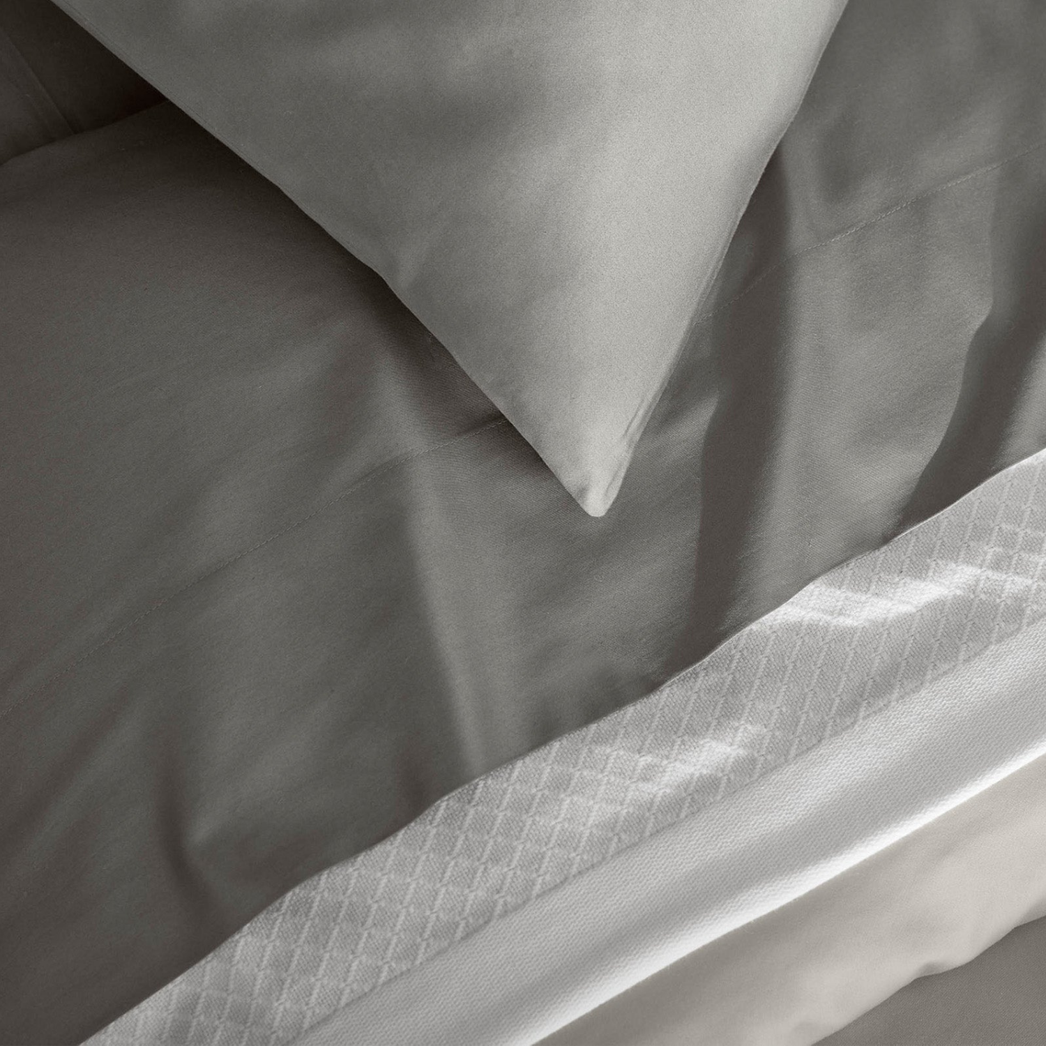 Ruyuan x Gaias | PREMIER HyperSoft™ TENCEL™ Lyocell Micro LF Sheet Set
