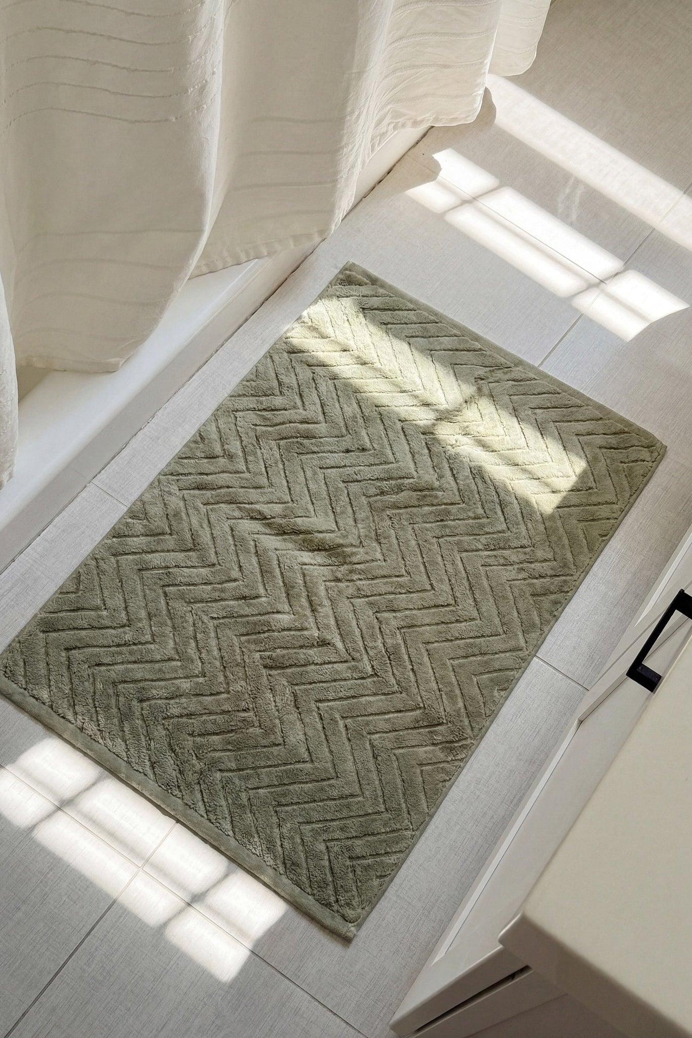 #color_Light Avocado