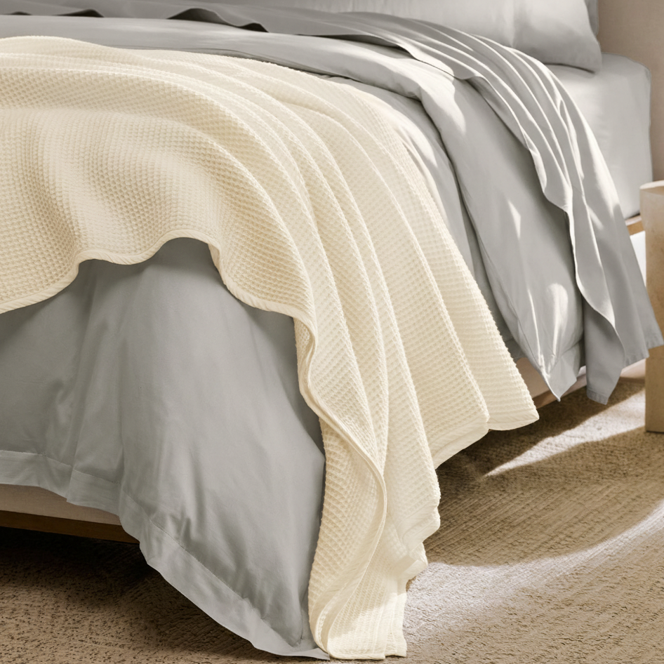 #color_pearl white