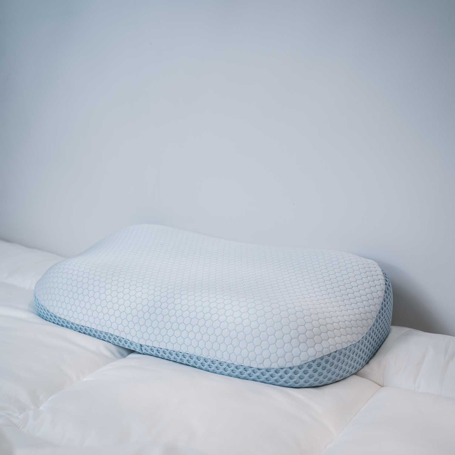 » ArcticICE™ Ergonomic Pillow (15% off)