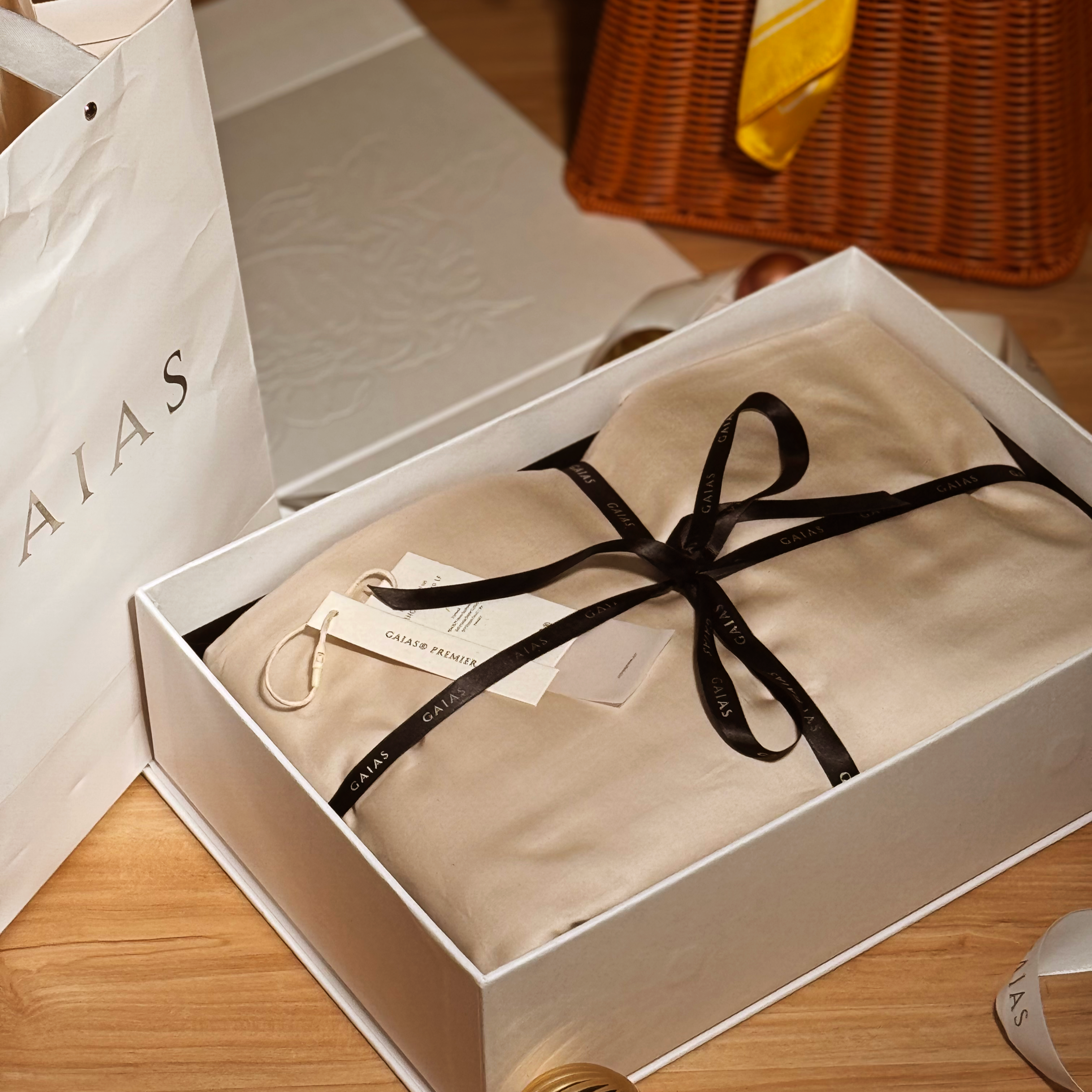 GAIAS 2024 Christmas Gift Box